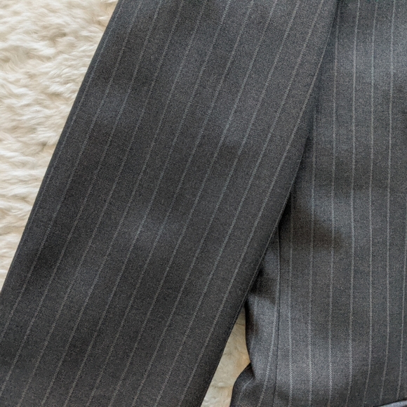 H&M Men's Grey Blazer - Picture 4 of 10